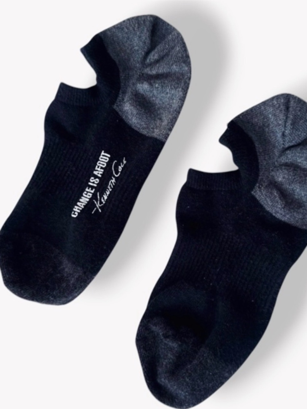 KENNETH COLE ‘Change is Afoot’ No Show Womens Two-Tone Black & Gray Socks